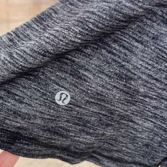 LULULEMON 4 STRAP BRA TANK - Picture 4 of 6